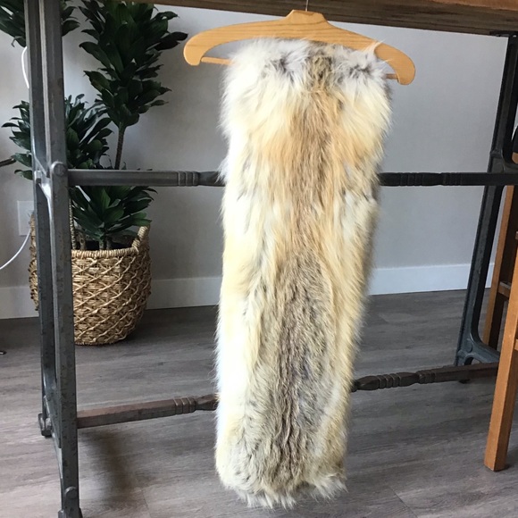 Fendi Fox fur shawl - Picture 3 of 6